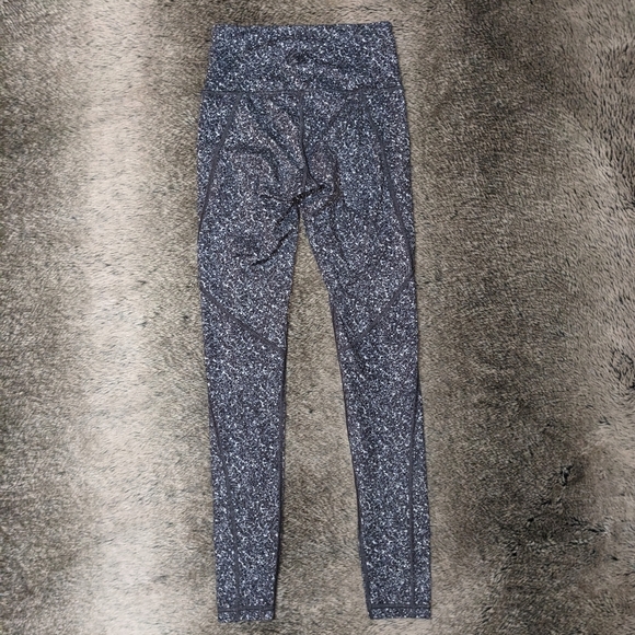Athleta Salutation Stash Pocket Tight Leggings Pebble Beach XXS - Picture 5 of 11